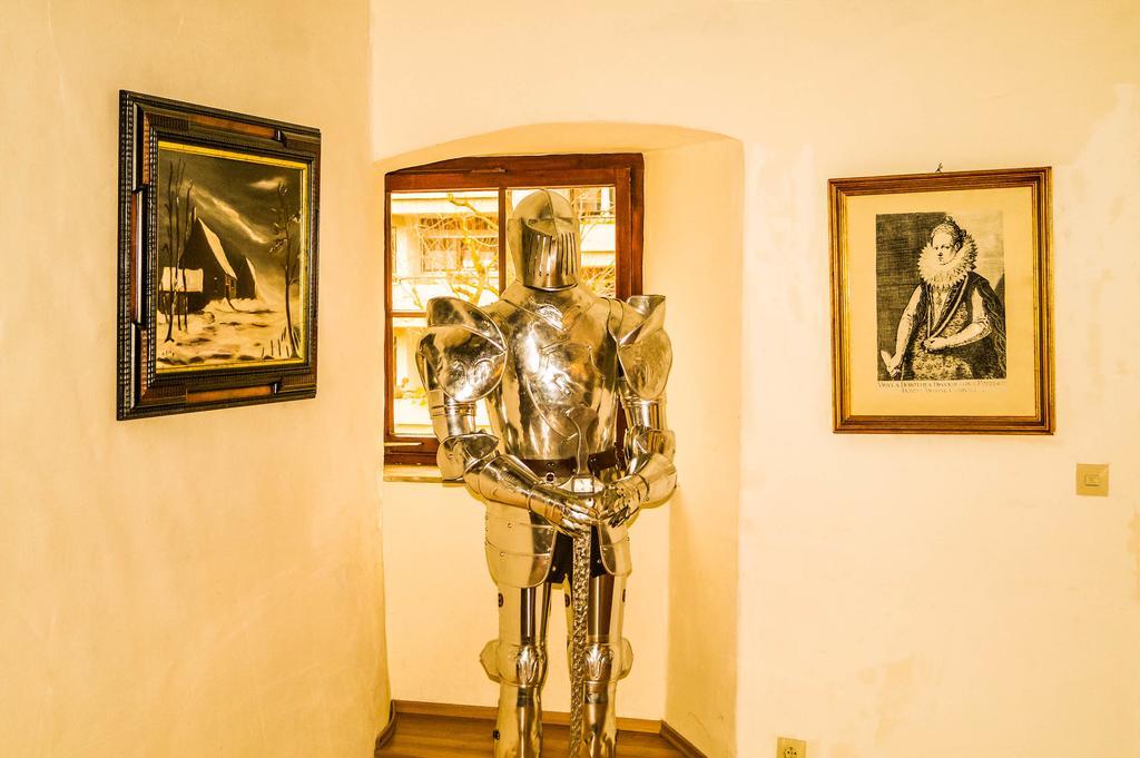 Schlosshotel Hoefingen Leonberg Bagian luar foto