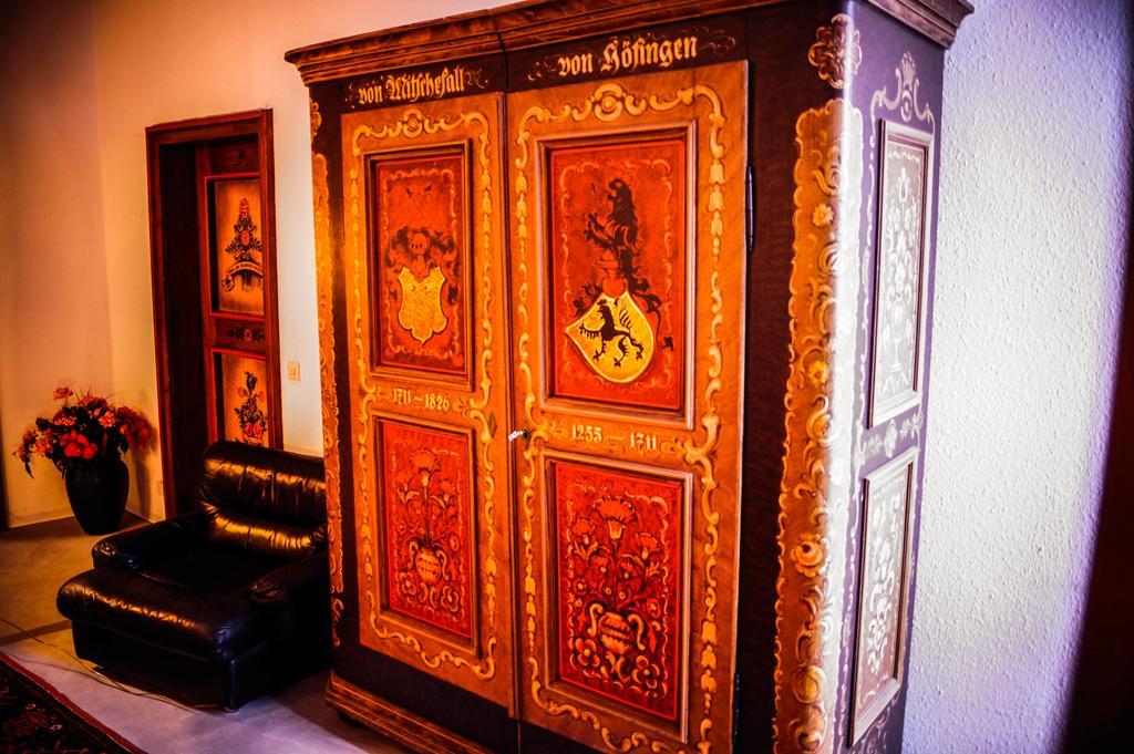 Schlosshotel Hoefingen Leonberg Bagian luar foto