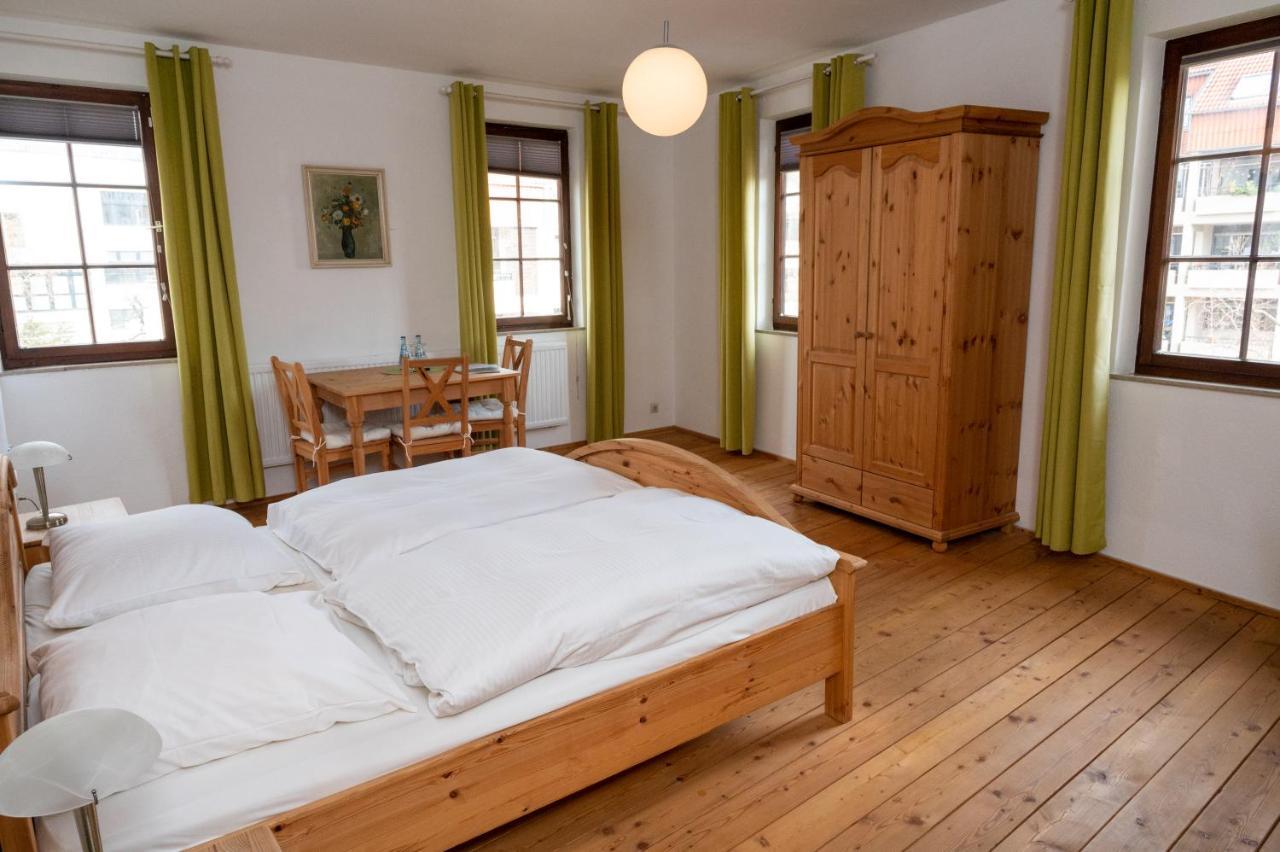 Schlosshotel Hoefingen Leonberg Bagian luar foto
